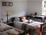  Vacation Hub International | Riverview Bed & Breakfast Room