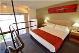  Vacation Hub International | Metro Apartments Darling Harbour Room