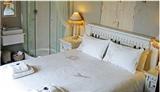  Vacation Hub International | J'aime Le Mer Room