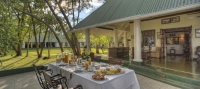  Vacation Hub International | The River Club Room