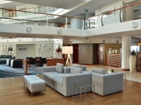  Vacation Hub International | Radisson Blu Hotel Waterfront Room