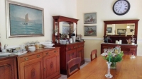  Vacation Hub International | Saxe-Coburg Lodge Room