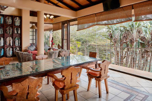  Vacation Hub International | AmmaZulu African Palace Room