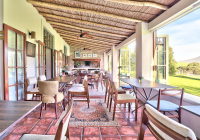  Vacation Hub International | Stanford Valley Guest Farm Room