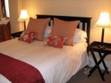  Vacation Hub International | Lindela House Room