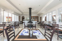  Vacation Hub International | Magelevendze Lodge Room
