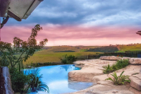  Vacation Hub International | Rain Farm Game Lodge Room