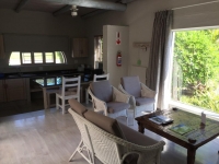  Vacation Hub International | Blue Bay Lodge Room
