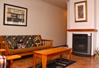  Vacation Hub International | Red Mountain House Room