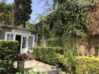  Vacation Hub International | Waterhouse Guest Lodge in Muckleneuk Room