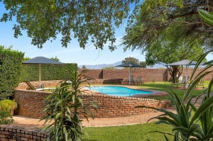  Vacation Hub International | Park Hotel Mokopane Room