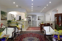  Vacation Hub International | Hotel Astoria Room