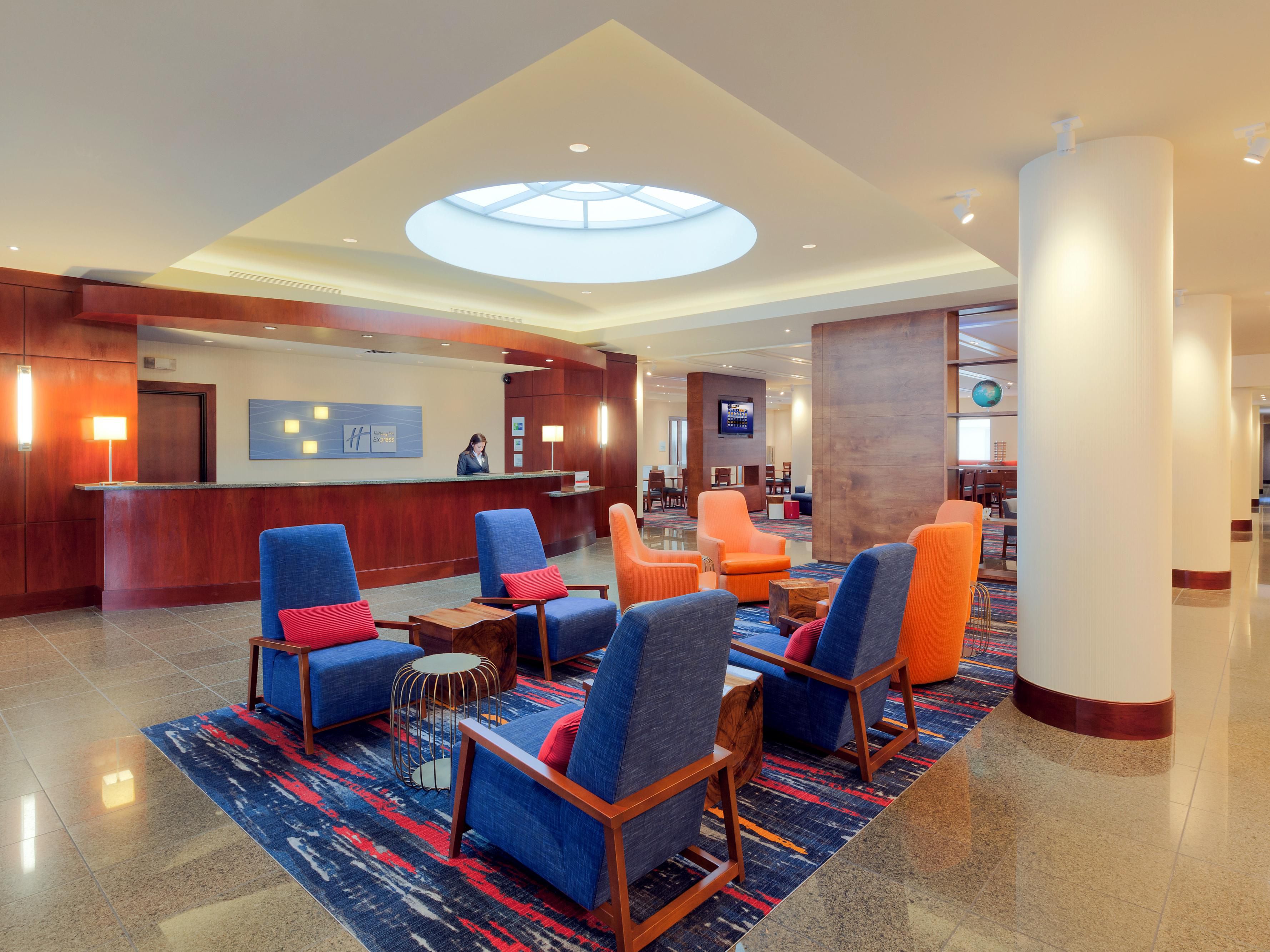  Vacation Hub International | Holiday Inn Fishermans Wharf Room