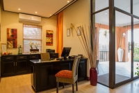  Vacation Hub International | Sak n Pak Luxury Guesthouse Room