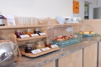  Vacation Hub International | Hotel Amba Room