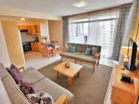  Vacation Hub International | DESERT ROSE Room