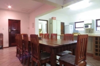  Vacation Hub International | Limestone House Room