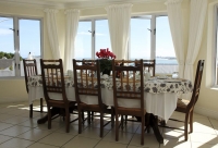  Vacation Hub International | Gordon's Beach Lodge Room