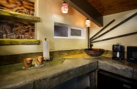  Vacation Hub International | Kilauea Hospitality Group Room