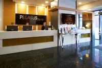  Vacation Hub International | Pegasus Apart'Hotel Room