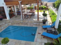  Vacation Hub International | Aquamarine Guest House Room