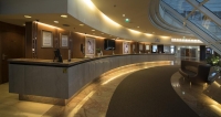  Vacation Hub International | Hilton Paris La Defense Room