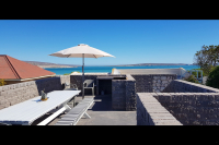  Vacation Hub International | Lagoonside@77 Room