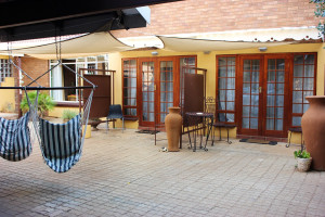  Vacation Hub International | Yenfie Bed & Breakfast Room
