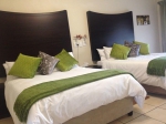 Vacation Hub International | Mashutti Lodge Room