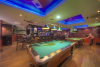  Vacation Hub International | Hyde Park Hotel Room