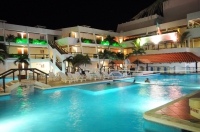  Vacation Hub International | Flamingo Cancun Resort Room
