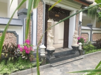  Vacation Hub International | Puri Saron Hotel Room