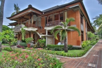  Vacation Hub International | Jayakarta Room