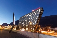  Vacation Hub International | Ramada Tivoli Innsbruck Hotel Room