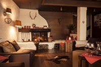  Vacation Hub International | Hotel  Montana Room