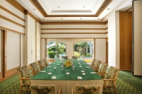  Vacation Hub International | Trident Cochin Room