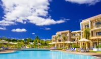  Vacation Hub International | Anelia Hotel Room