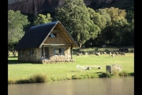  Vacation Hub International | Lesoba Guest Farm Room