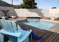  Vacation Hub International | M Hotel Onrus Room