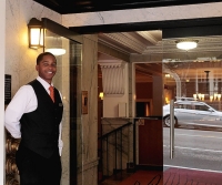  Vacation Hub International | Executive Inn Vintage Court Room