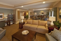  Vacation Hub International | Rosen Plaza Hotel Room