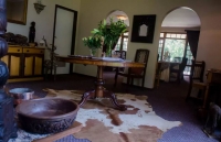  Vacation Hub International | Loxley House Room