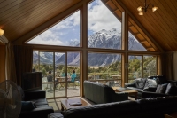  Vacation Hub International | Mount Cook Lodge and Motel Room