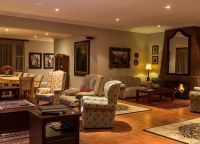  Vacation Hub International | Long Creek Lodge Room