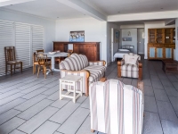  Vacation Hub International | 87 MARINE DRIVE Room