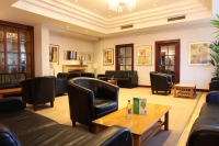  Vacation Hub International | Tara Towers Hotel Room