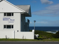  Vacation Hub International | Hermanus Beach Villa Room