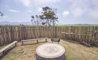  Vacation Hub International | Beyond Urban Cottages Room