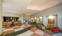  Vacation Hub International | Holiday Inn Cairns Harbourside Room