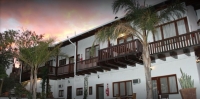  Vacation Hub International | Hilltop Guesthouse Room